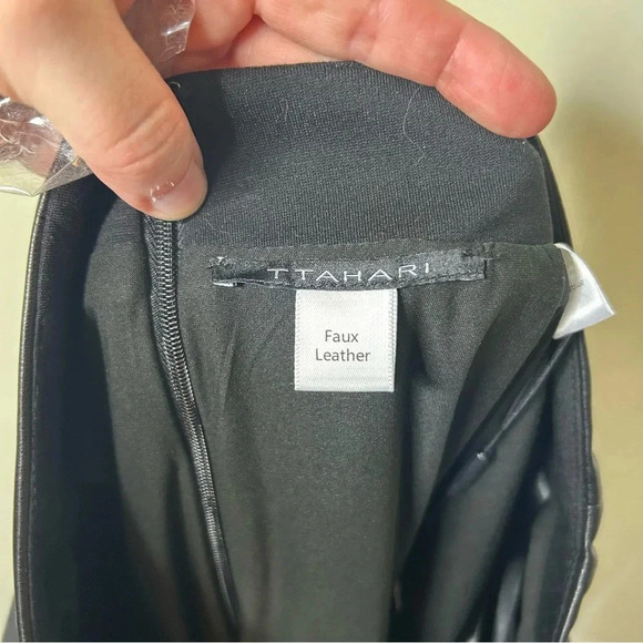 NWT Tahari Faux Leather Skirt Size 8 - Picture 6 of 8